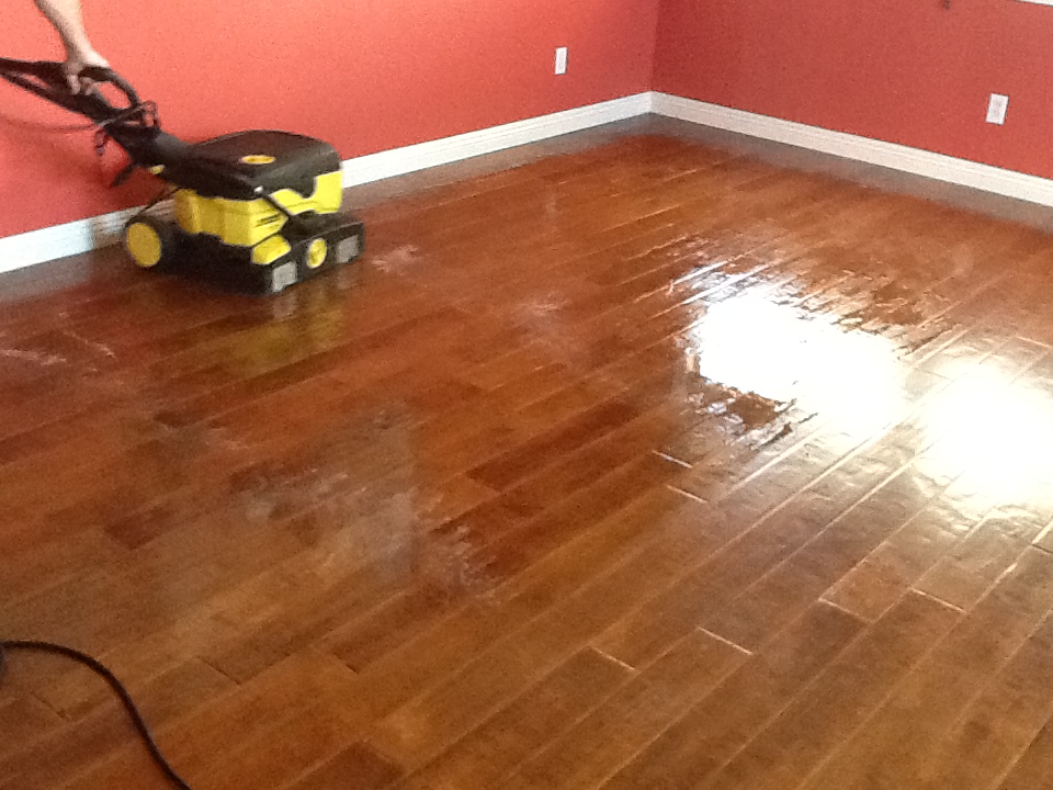 The Best Way to Clean Hardwood Floors